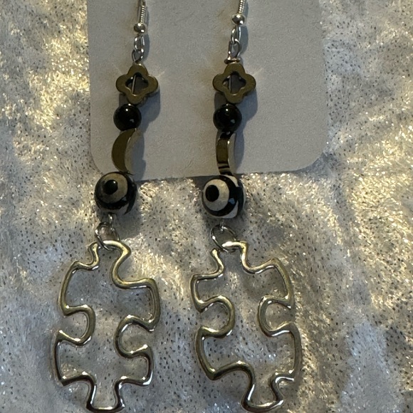 Puzzle Earrings Dangling with Hematite moon & star with Crazy Eye bead. Cute! - Picture 1 of 5